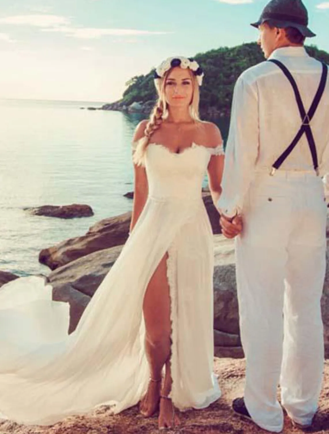 Beach Sexy Boho Wedding Dresses A-Line Off Shoulder Cap Sleeve Court Train Chiffon Bridal Gowns With Split Front Solid Color 2023 Summer Wedding Party