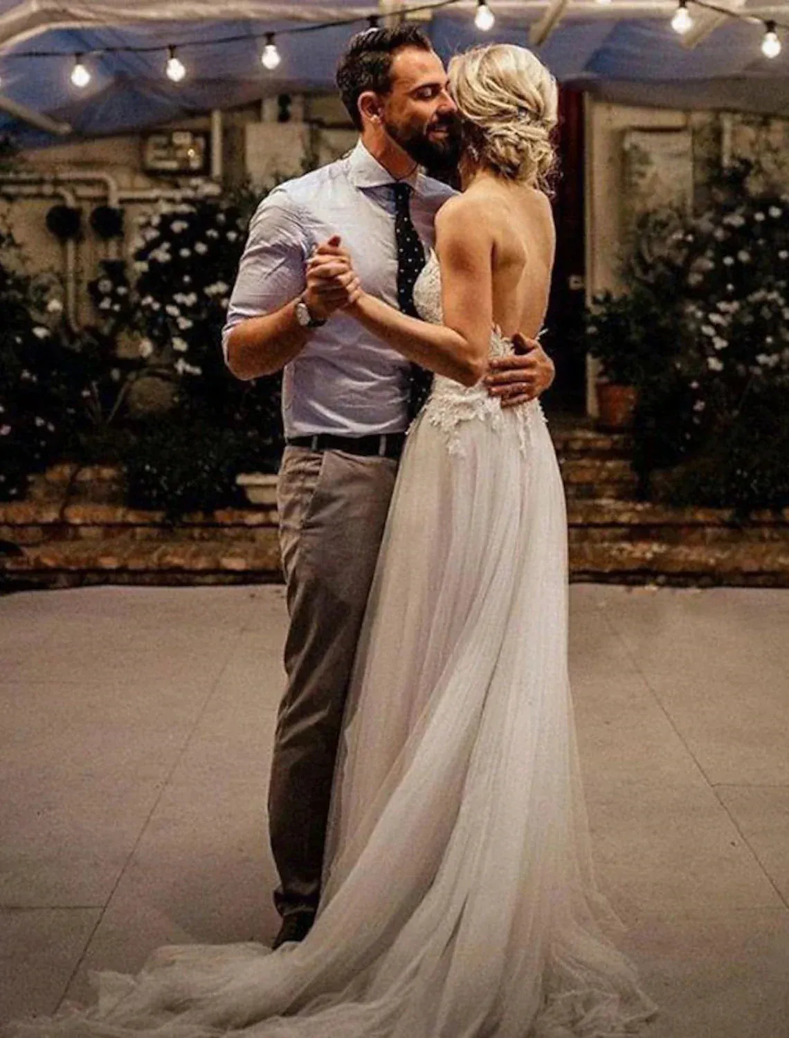 Beach Wedding Dresses A-Line Sweetheart Camisole Spaghetti Strap Sweep / Brush Train Lace Outdoor Bridal Gowns With Lace 2023 Summer Wedding Party