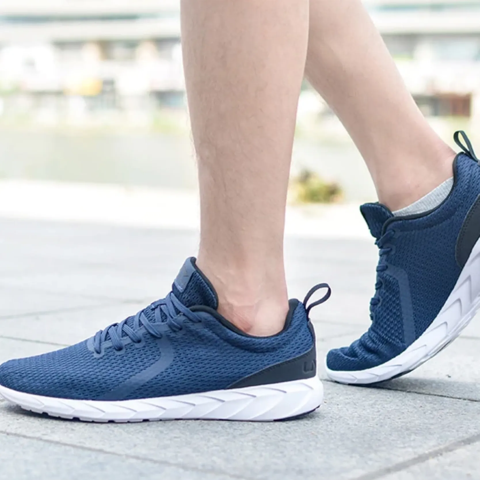 Men's Running Breathable Light Sport Sneakers
