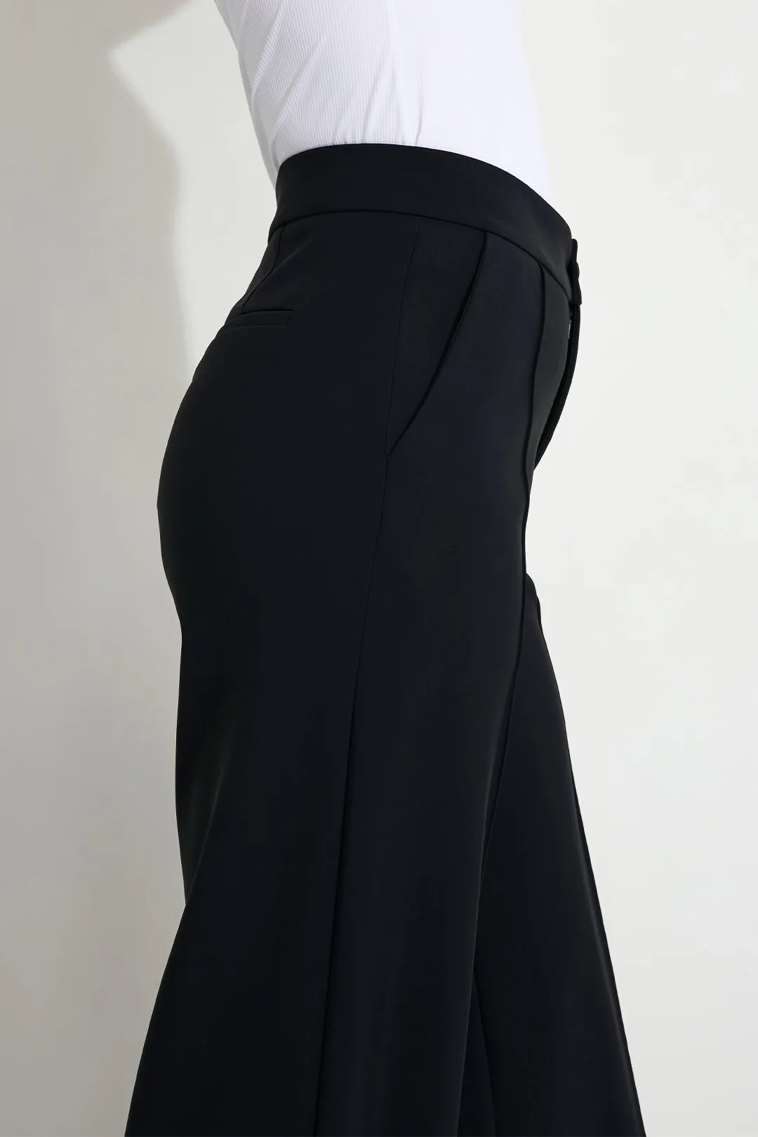Rebel Trousers - Relaxed wide fit