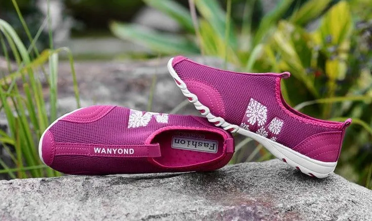 Summer Women's Fashion Breathable Sports Shoes