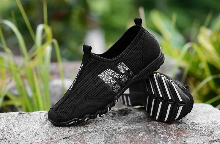 Summer Women's Fashion Breathable Sports Shoes